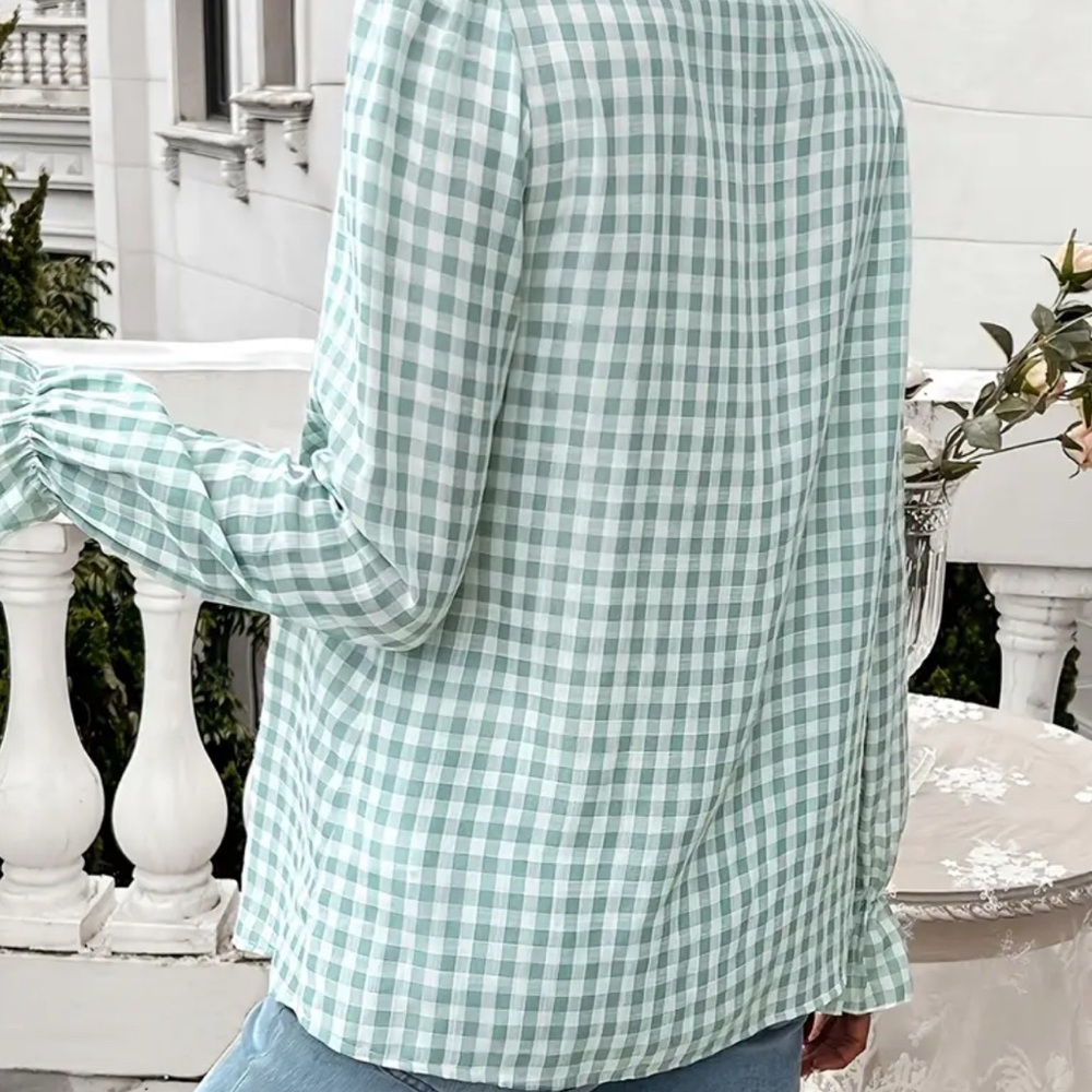 Mint Green Ruffled Buttoned Blouse - Picture 3 of 5